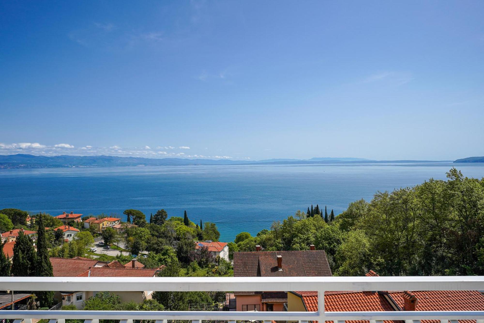 Villa Mona Lisa Lovran - Croatia Esterno foto